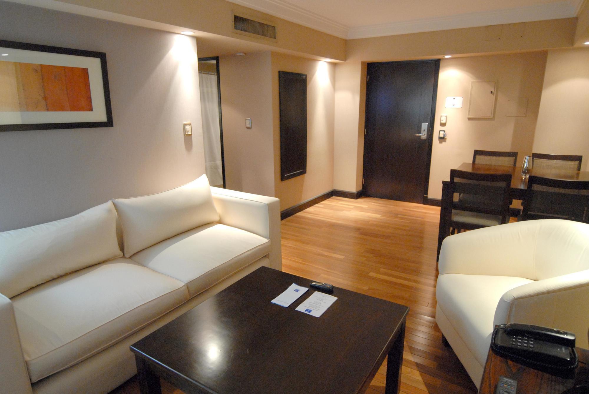 Premium Tower Suites Mendoza Exterior foto